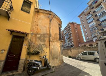 Edificio all\'aperto - Rustic Via Federico Ferrari Orsi
 
71, Palermo - photo 8