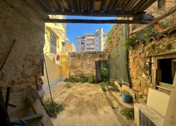 Giardino - Rustic Via Federico Ferrari Orsi
 
71, Palermo - photo 12