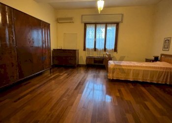 Camera / camera da letto - Appartamento Viale Resistenza
 
11, Rolo - foto 7
