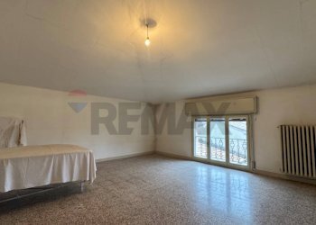 Camera / camera da letto - Appartamento Viale Resistenza
 
11, Rolo - foto 3