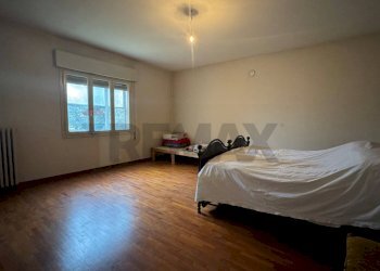 Camera / camera da letto - Appartamento Viale Resistenza
 
11, Rolo - foto 4