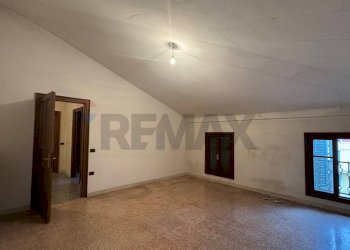 Stanza vuota - Appartamento Viale Resistenza
 
11, Rolo - foto 6