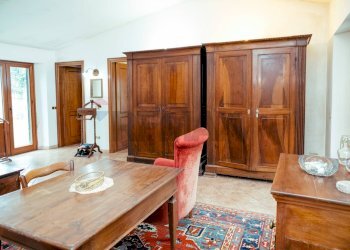 Sala da pranzo - Villa Via Di Santa Maria Di Galeria
 
504, Roma - foto 30