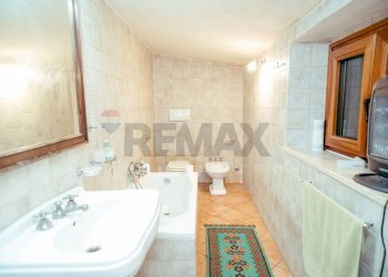 Bagno - Villa Via Di Santa Maria Di Galeria
 
504, Roma - foto 38