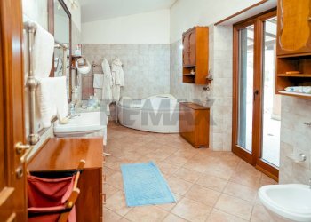 Bagno - Villa Via Di Santa Maria Di Galeria
 
504, Roma - foto 41