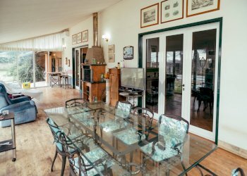 Sala da pranzo - Villa Via Di Santa Maria Di Galeria
 
504, Roma - foto 55