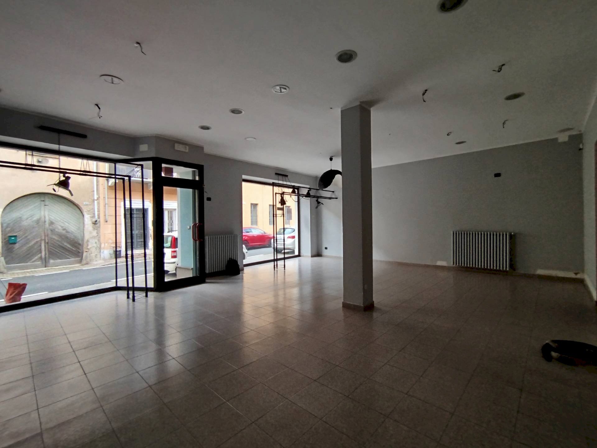 Foto 3 - Commercial Premises VIA UMBERTO I
 
69, Foglizzo - photo 3