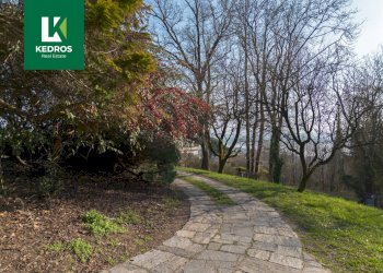 Foto 20 - Villa Via Sassello
 
12, Comerio - photo 20