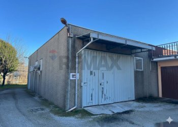 Casa all\'aperto - Laboratorio Via Mazzini
68, Ternate - foto 1