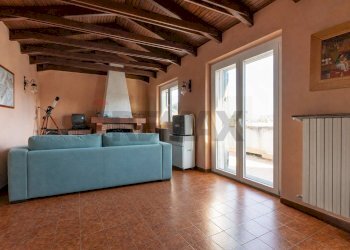 Soggiorno - Casa semi indipendente Via delle Gardenie
11, Castelletto Sopra Ticino - foto 22