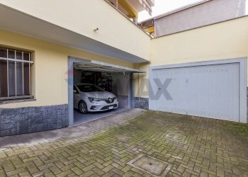 Parcheggio - Trilocale Via Abruzzo
 
4, Castano Primo - foto 19