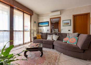 Soggiorno - Trilocale Via Fabio Filzi
 
8, Gallarate - foto 4