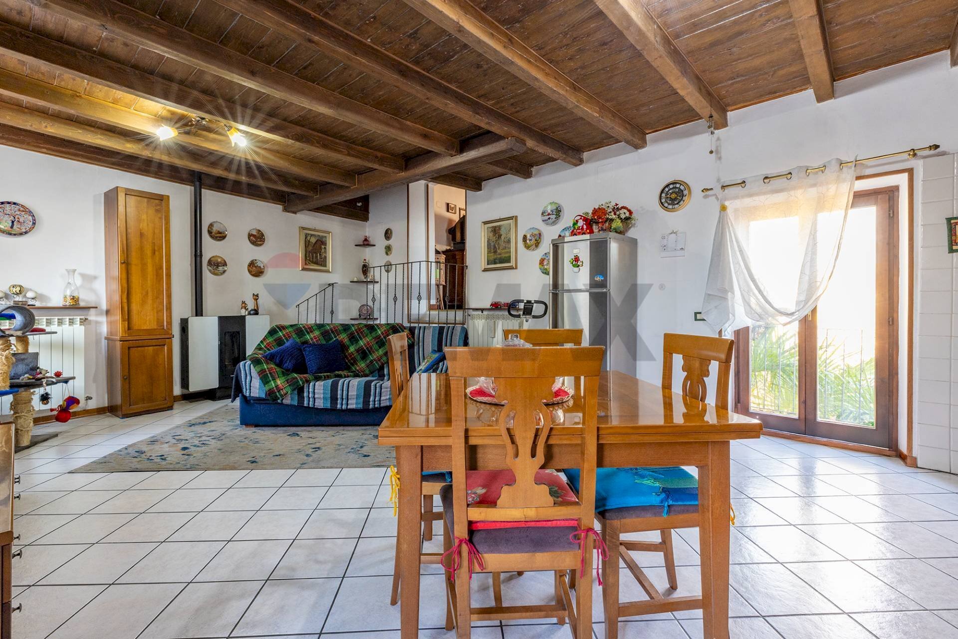 Sala da pranzo - Casa semi indipendente Via Volta
 
25, Malnate - foto 3