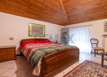 Camera / camera da letto - Casa semi indipendente Via Volta
 
25, Malnate - foto 12