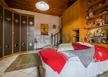 Camera / camera da letto - Casa semi indipendente Via Volta
 
25, Malnate - foto 14