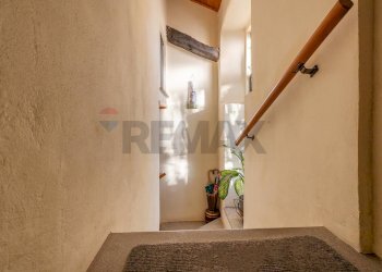 Scale - Casa semi indipendente Via Volta
 
25, Malnate - foto 24