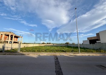 Edificio all\'aperto - Terreno edificabile Via Calisto Calcagno, Siracusa - foto 3