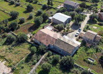 Casa all\'aperto - Casa indipendente C.da San Giovanni Lo Pirato, Scicli - foto 9