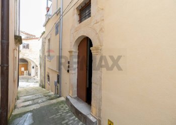 Edificio all\'aperto - Hotel Via Tenente Distefano
 
4, Ragusa - foto 36