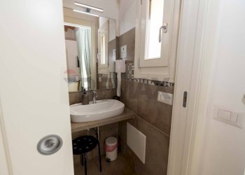 Bagno - Hotel Via Tenente Distefano
 
4, Ragusa - foto 40