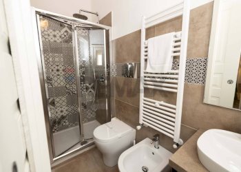 Bagno - Hotel Via Tenente Distefano
 
4, Ragusa - foto 41