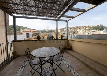 Terrazza - Hotel Via Tenente Distefano
 
4, Ragusa - foto 51