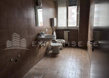 Foto 22 - Locale Commerciale Via Achille Grandi
6, Cabiate - foto 21