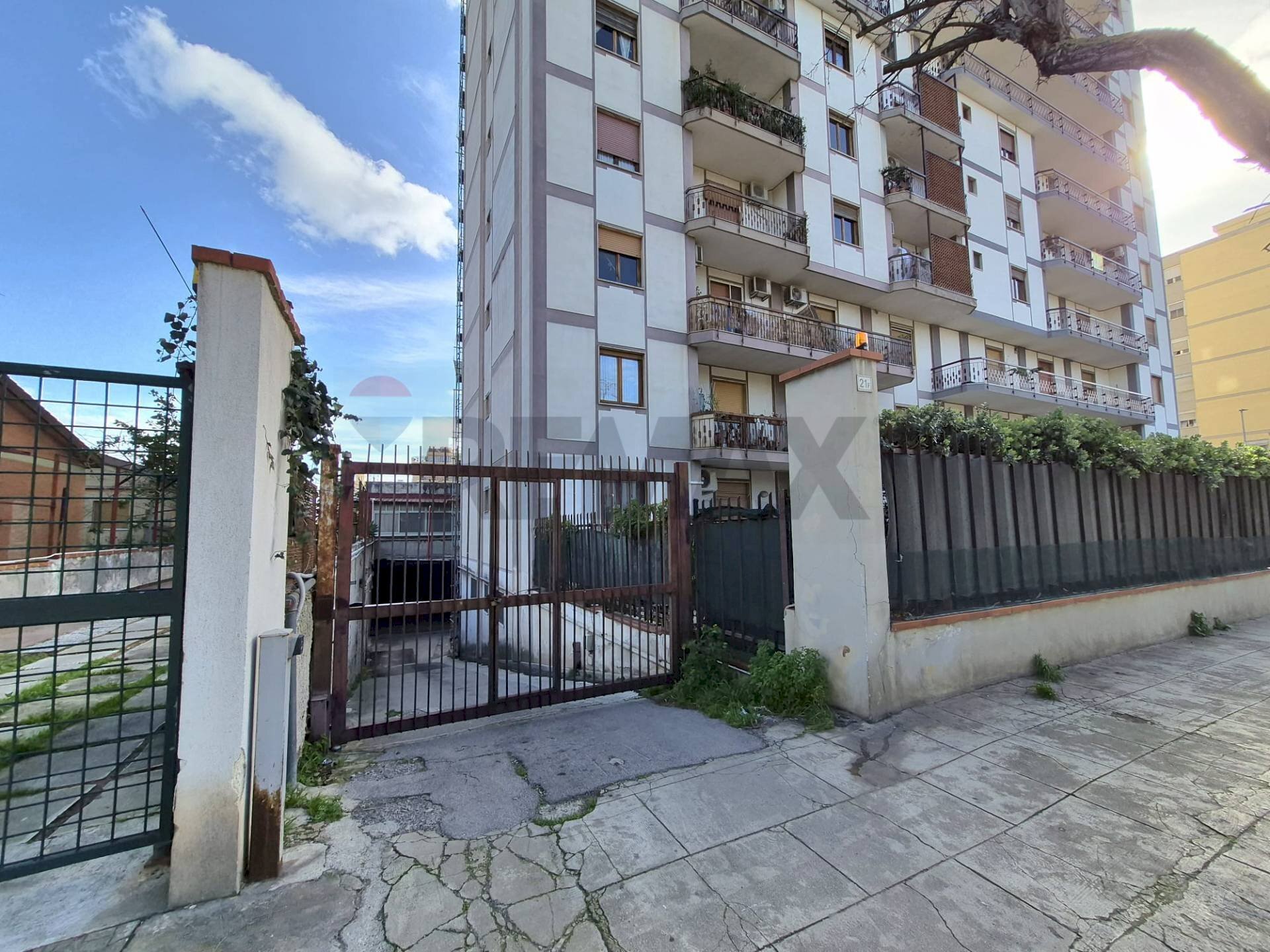 Edificio all\'aperto - Box Via Dei Quartieri
 
21F, Palermo - photo 1