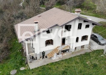 Foto 3 - Casa indipendente VIA USEUNT
 
11, Tarcento - foto 3