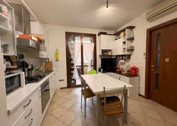 Foto 5 - Trilocale via corti feudali
 
15, Castelfranco Emilia - foto 5