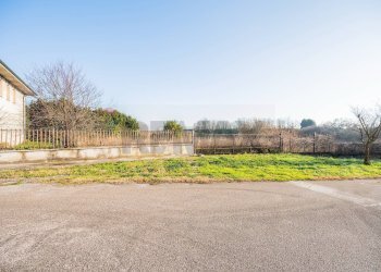 Non correlato - Terreno edificabile Gazzuolo - foto 4