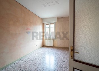 Stanza vuota - Trilocale Via Divisione Acqui
 
5, Mantova - foto 17