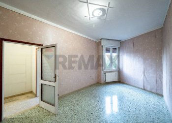 Stanza vuota - Trilocale Via Divisione Acqui
 
5, Mantova - foto 21