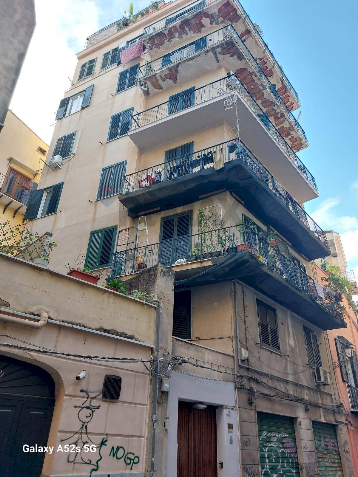 Edificio all\'aperto - Quadrilocale Via Dell' Universita'
 
40, Palermo - foto 1