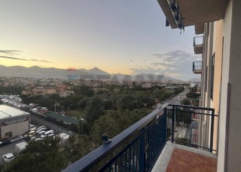 Balcone - Quadrilocale Via Dell' Antilope
 
14, Palermo - foto 25
