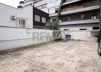 Terrazza - Locale Commerciale Via Avvocato De Nicola
 
95, Trani - foto 15