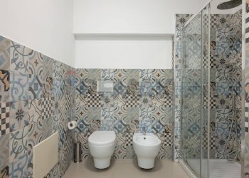 Bagno - Appartamento Via Avvocato De Nicola 95, Trani - foto 4