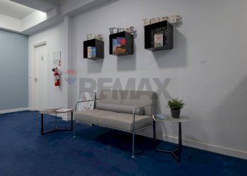 Soggiorno - Appartamento Via Avvocato De Nicola 95, Trani - foto 7