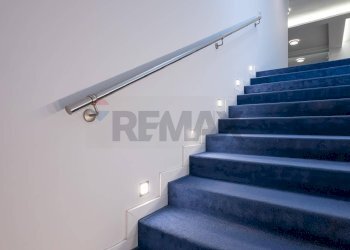 Scale - Appartamento Via Avvocato De Nicola 95, Trani - foto 9