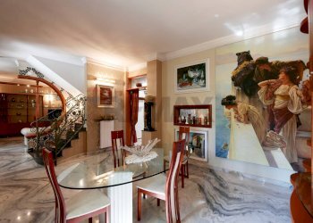 Sala da pranzo - Villa Via Bitritto
 
131, Bari - foto 11