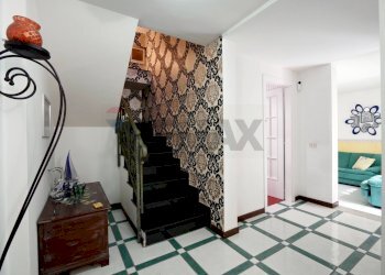 Scale - Villa Via Bitritto
 
131, Bari - foto 17