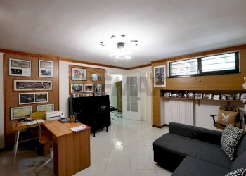 Soggiorno - Villa Via Bitritto
 
131, Bari - foto 19