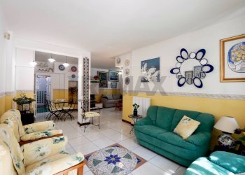 Soggiorno - Villa Via Bitritto
 
131, Bari - foto 21