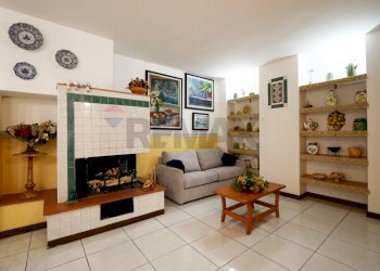 Soggiorno - Villa Via Bitritto
 
131, Bari - foto 25