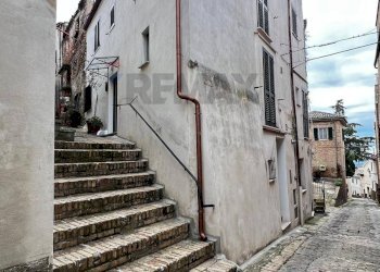 Edificio all\'aperto - Casa indipendente Penne - foto 2