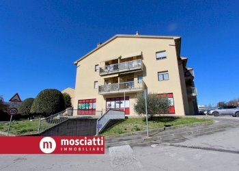 Foto 1 - Box Via F. Nuzi, Matelica - foto 1