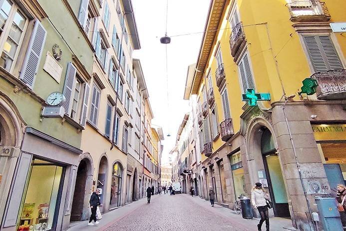 Edificio - Attico via S. Alessandro, Bergamo - foto 2