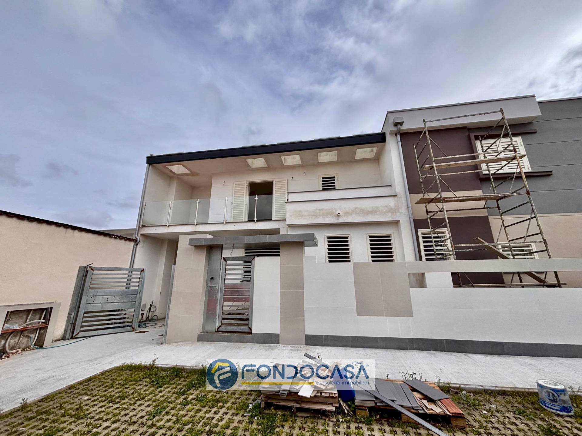 Foto 2 - Villa via madre Teresa di calcutta
 
S.n.c, Parete - foto 2