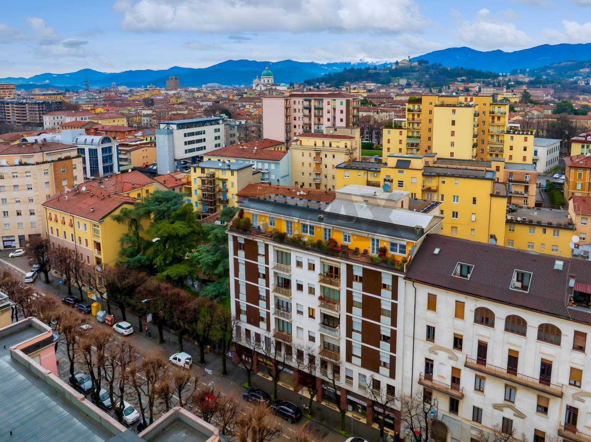 Edificio all\'aperto - Trilocale Via Diaz, Brescia - foto 3