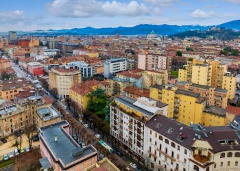 Edificio all\'aperto - Trilocale Via Diaz, Brescia - foto 4